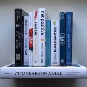 2022 books SQ
